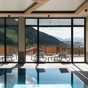 Mgm & Residences - De Joy Aparthotel