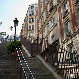 Duplex De Charme Au Coeur De Montmartre Francia